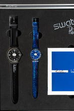 Load image into Gallery viewer, Swatch Vintage Collection - Swatch Suitcase Phil Collins GZ 180 Pack Wake up Call 2003 testify