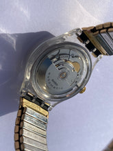 Load image into Gallery viewer, GOLDEN BOX
